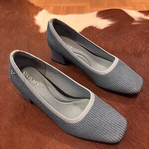 Square-Toe Chunky Heels (Melody)